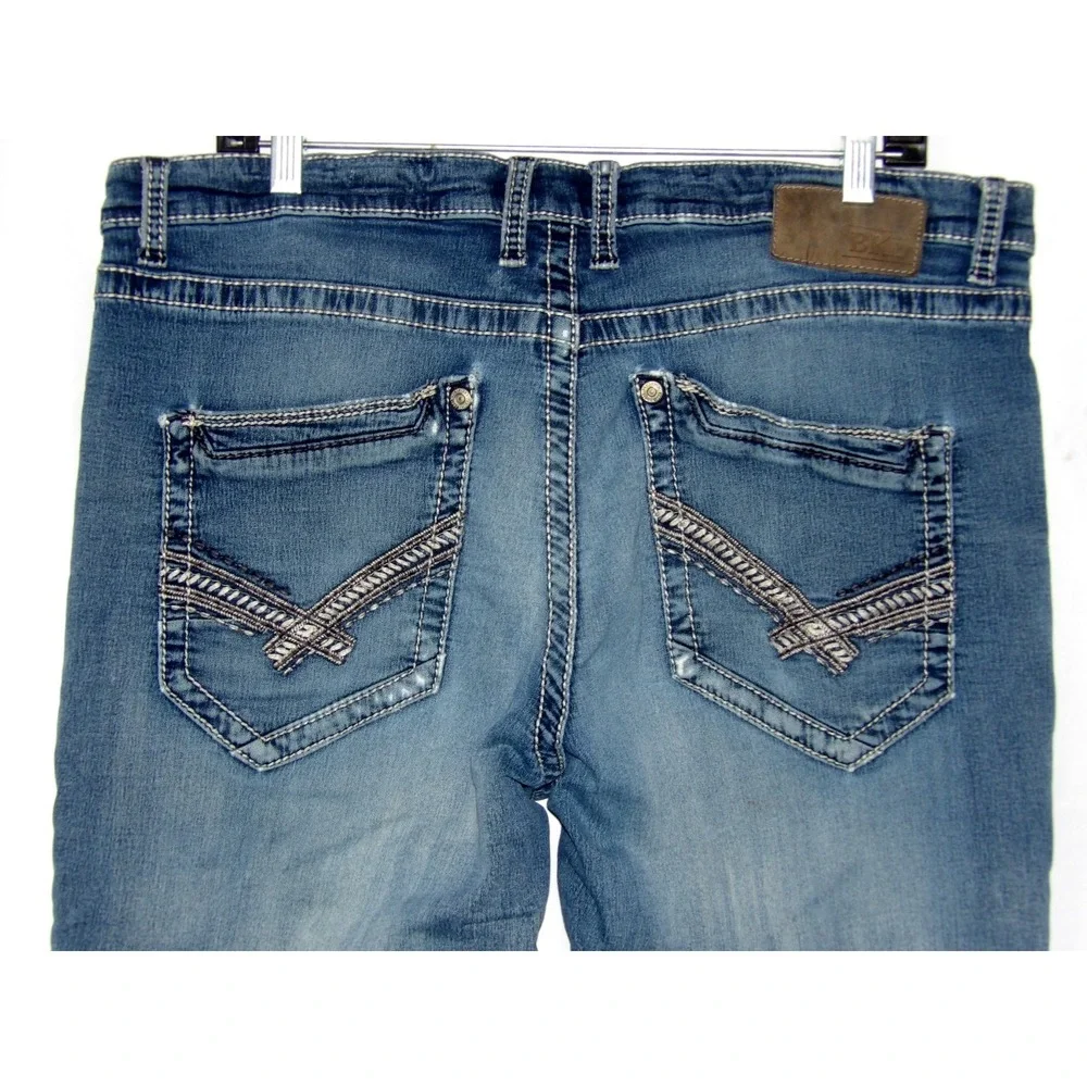 Buckle BKE Distressed Medium Wash RYAN Straight Leg Denim Jeans Men's 34 X 33